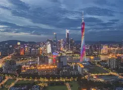 ag体育中国官网-广东宏远发布备战花絮；转会期伤情更新；欧联任务艰巨；数据趋势出现新变化