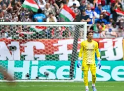 里程碑夜巴塞罗那遗憾出局，欧冠集结日刷纪录，震撼外界，更衣室氛围转暖